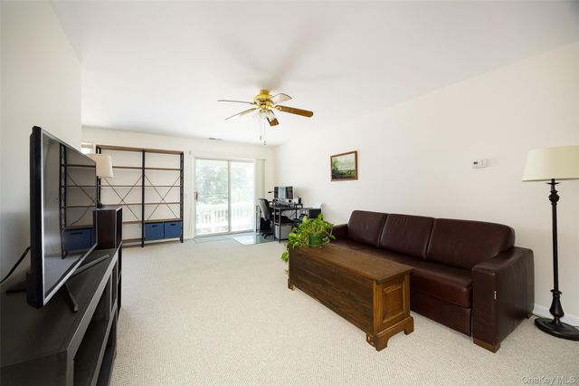 302 Commons Way G, Fishkill, NY 12524