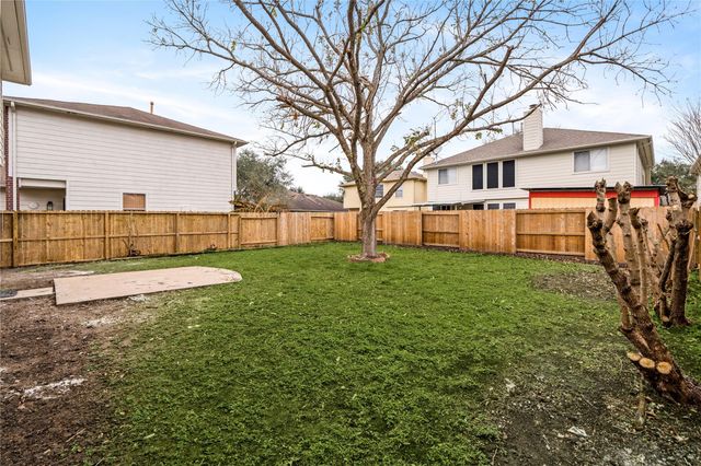 1730 Carriage Run Court, Fresno, TX 77545