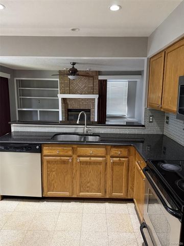 4856 S Argonne Street, Aurora, CO 80015