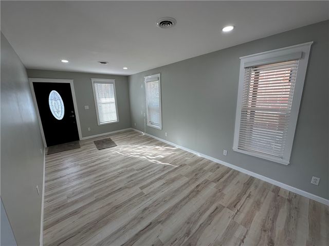 11 Leland Avenue, Bradford City, PA 16701