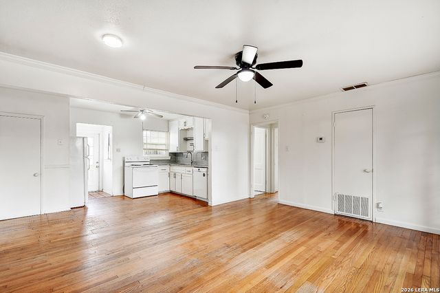 415 Blakeley Dr, San Antonio, TX 78209