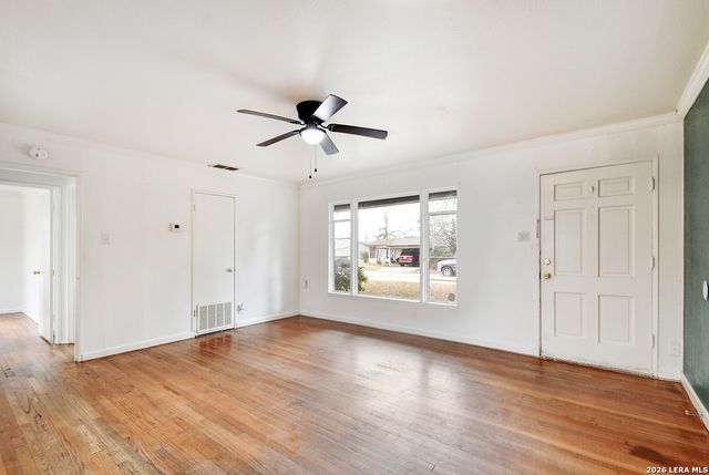 415 Blakeley Dr, San Antonio, TX 78209