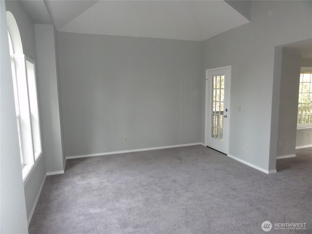 13515 42nd Avenue E, Tacoma, WA 98446