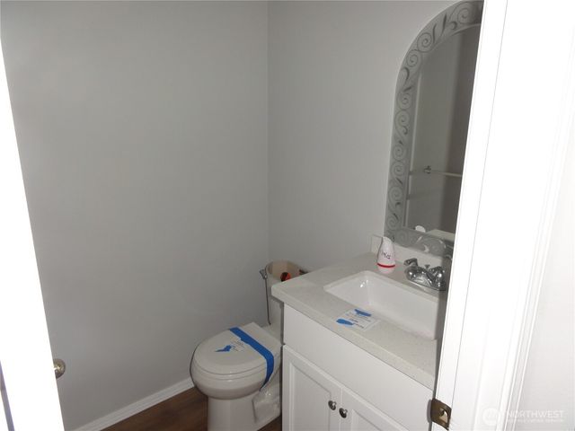13515 42nd Avenue E, Tacoma, WA 98446