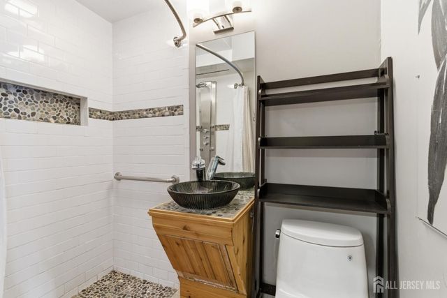 2 Claremont Avenue, South River, NJ 08882