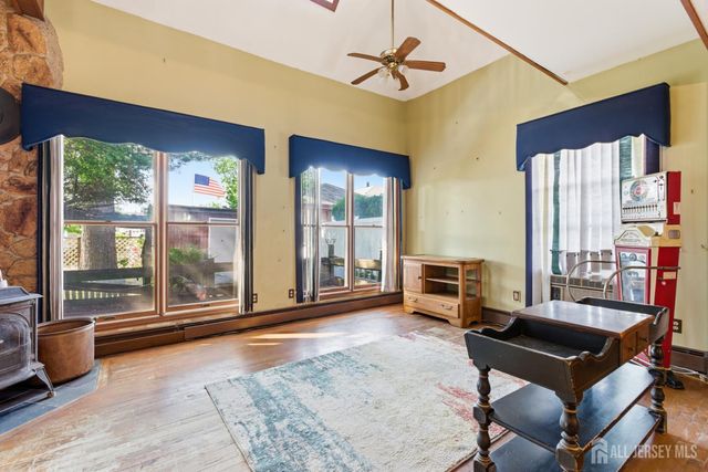 2 Claremont Avenue, South River, NJ 08882