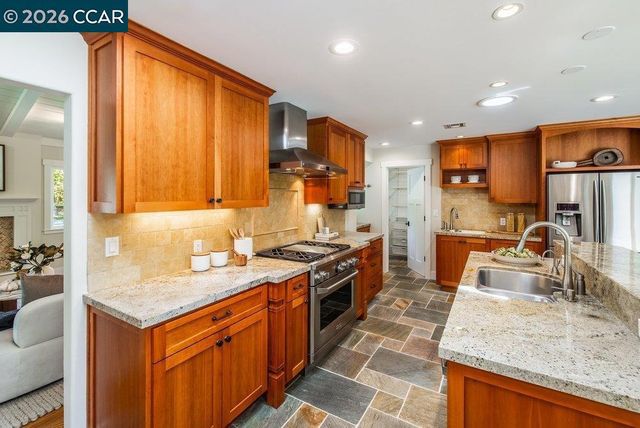 862 McEllen Way, Lafayette, CA 94549