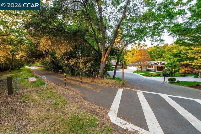 862 McEllen Way, Lafayette, CA 94549