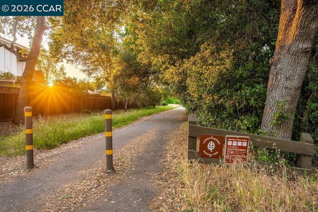 862 McEllen Way, Lafayette, CA 94549