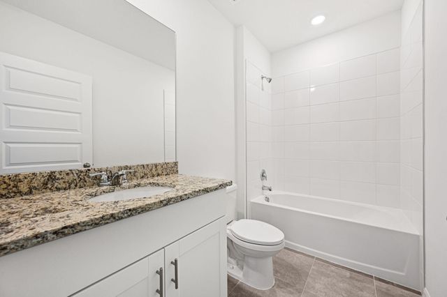 5421 Hampton Park Circle, Vero Beach, FL 32966