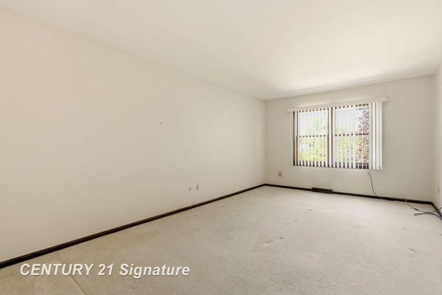 3198 Columbine Drive, Saginaw, MI 48603