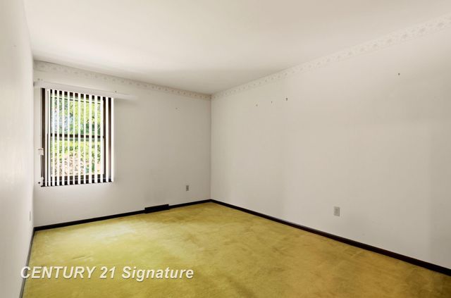 3198 Columbine Drive, Saginaw, MI 48603