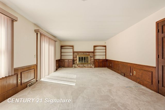3198 Columbine Drive, Saginaw, MI 48603