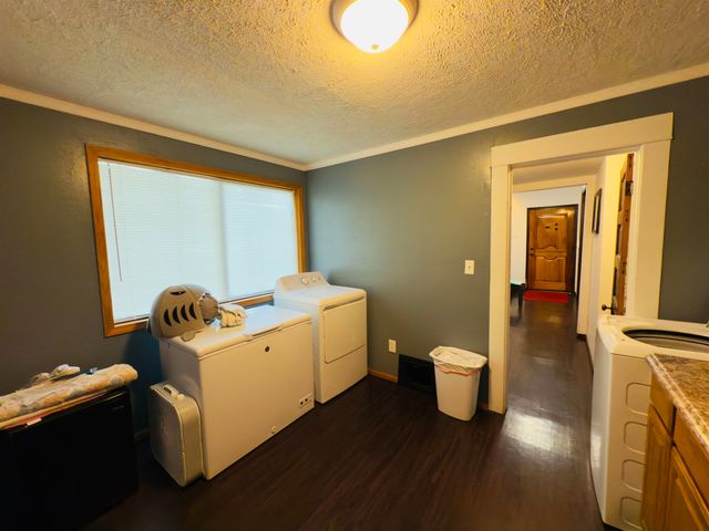 1808 W AUGUSTA Ave, Spokane, WA 99205