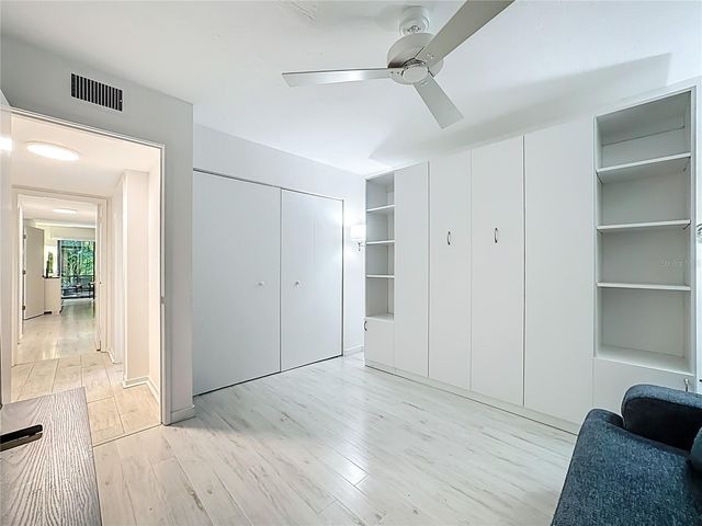 1623 PELICAN COVE ROAD BA124, Sarasota, FL 34231