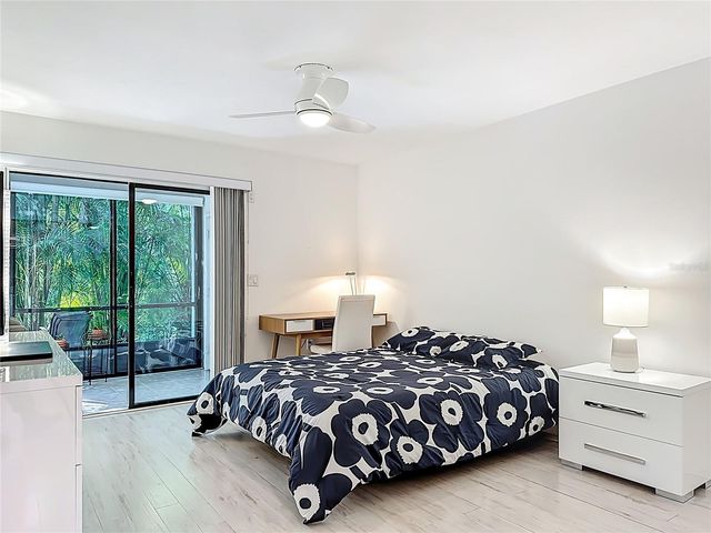 1623 PELICAN COVE ROAD BA124, Sarasota, FL 34231