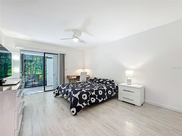 1623 PELICAN COVE ROAD BA124, Sarasota, FL 34231