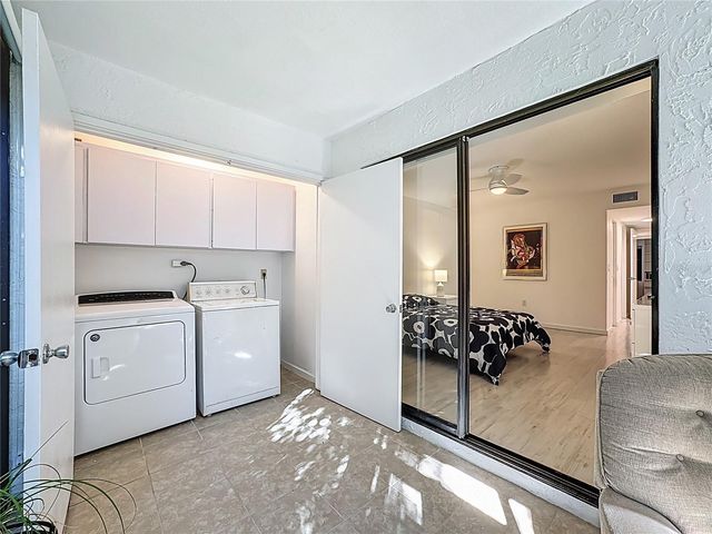 1623 PELICAN COVE ROAD BA124, Sarasota, FL 34231