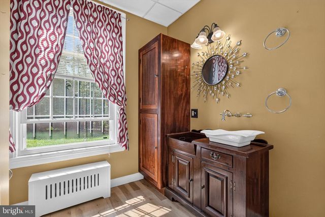 511 THORNFIELD RD, Baltimore, MD 21229