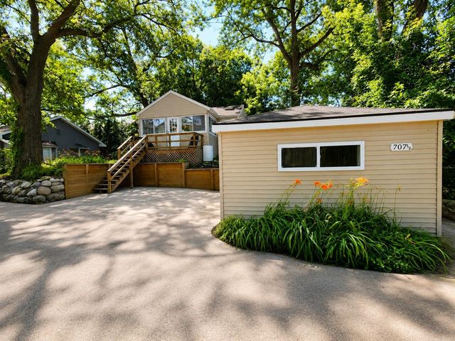 707 Buena Vista Avenue, Lake Orion, MI 48362