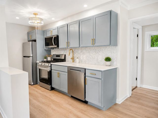 707 Buena Vista Avenue, Lake Orion, MI 48362