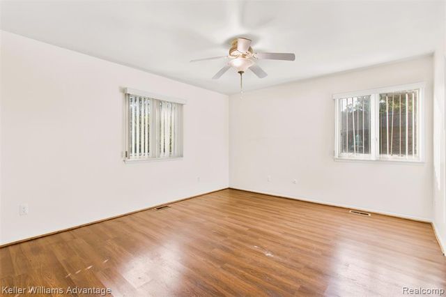 31441 Orchard Brook Court, Farmington Hills, MI 48336