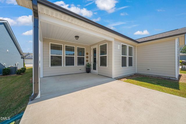 1616 Silver Spotted Way, Fuquay Varina, NC 27526