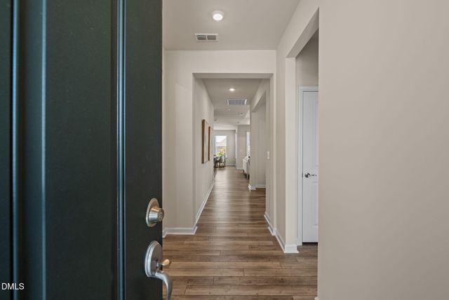 1616 Silver Spotted Way, Fuquay Varina, NC 27526