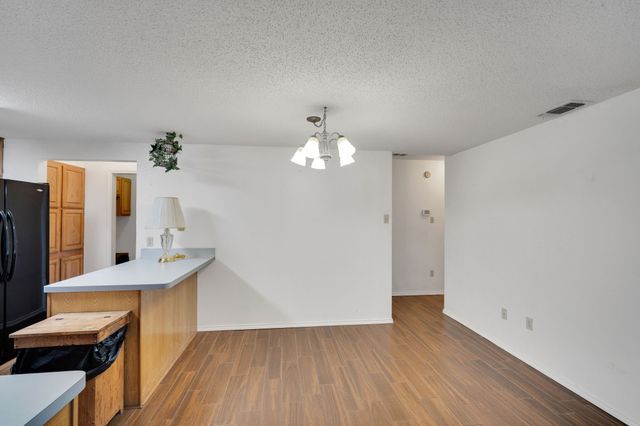 622 Lemon Drive, Arlington, TX 76018