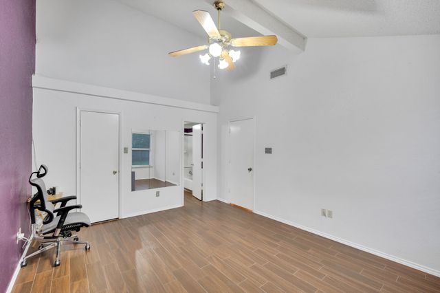 622 Lemon Drive, Arlington, TX 76018