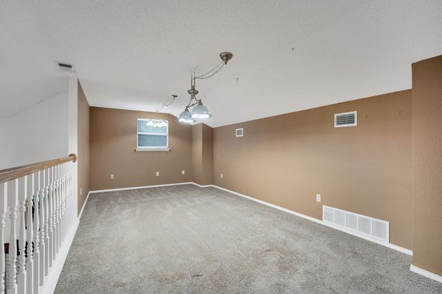 622 Lemon Drive, Arlington, TX 76018