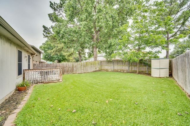 622 Lemon Drive, Arlington, TX 76018