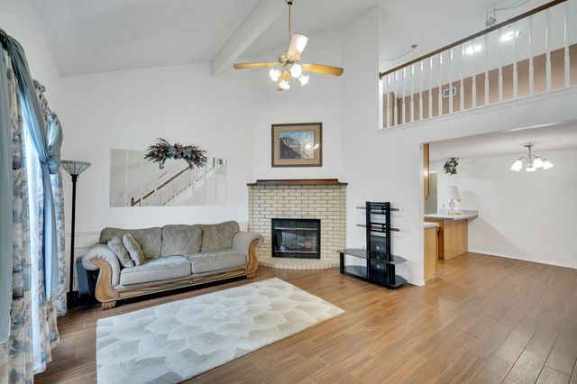 622 Lemon Drive, Arlington, TX 76018