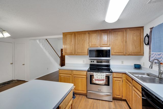 622 Lemon Drive, Arlington, TX 76018