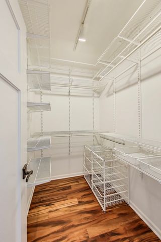 600 N DEARBORN Street 1006, Chicago, IL 60605
