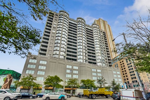 600 N DEARBORN Street 1006, Chicago, IL 60605