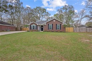 10654 Deakle Court, Grand Bay, AL 36541