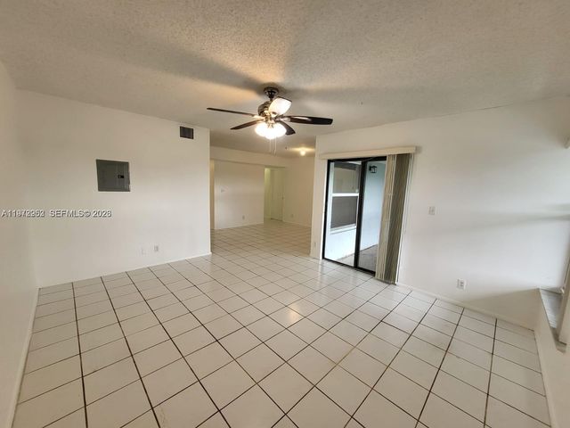 455 S Pine Island Road 410C, Plantation, FL 33324