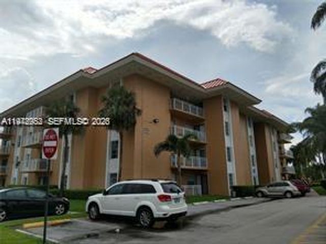 455 S Pine Island Road 410C, Plantation, FL 33324
