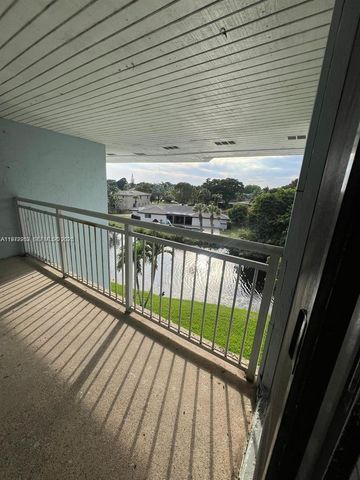 455 S Pine Island Road 410C, Plantation, FL 33324