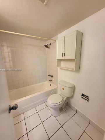 455 S Pine Island Road 410C, Plantation, FL 33324