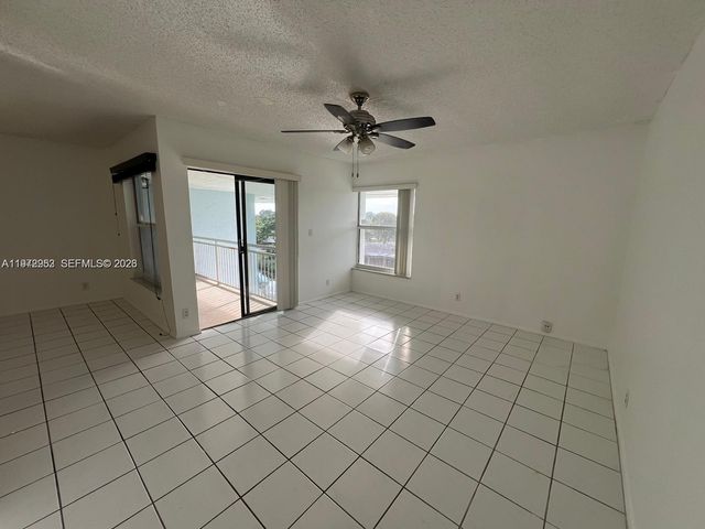 455 S Pine Island Road 410C, Plantation, FL 33324