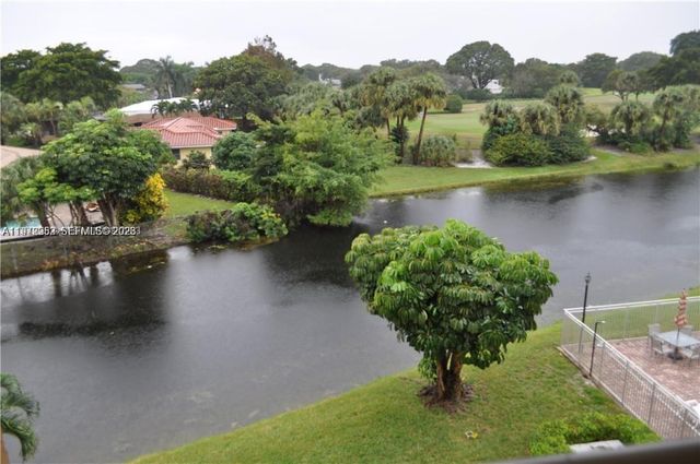 455 S Pine Island Road 410C, Plantation, FL 33324
