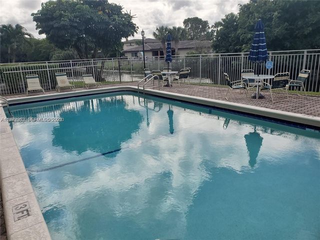 455 S Pine Island Road 410C, Plantation, FL 33324