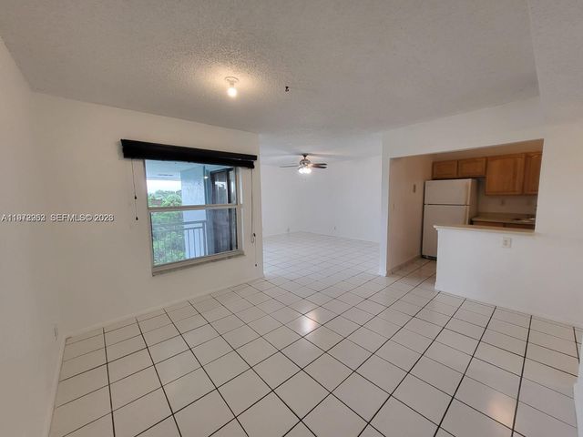 455 S Pine Island Road 410C, Plantation, FL 33324