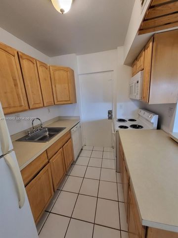 455 S Pine Island Road 410C, Plantation, FL 33324