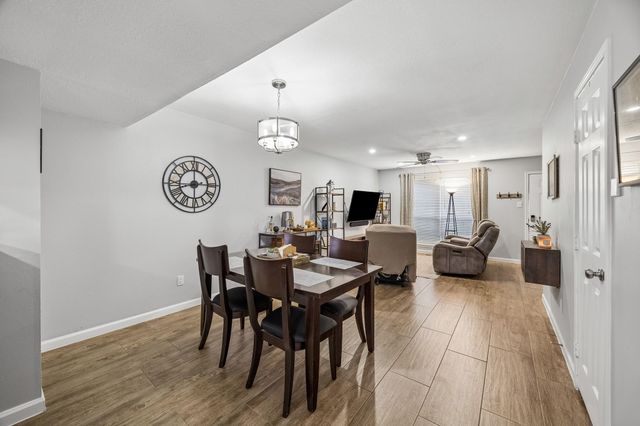 6410 Del Monte Drive 6, Houston, TX 77057