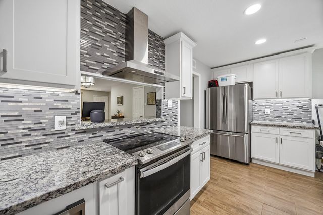 6410 Del Monte Drive 6, Houston, TX 77057