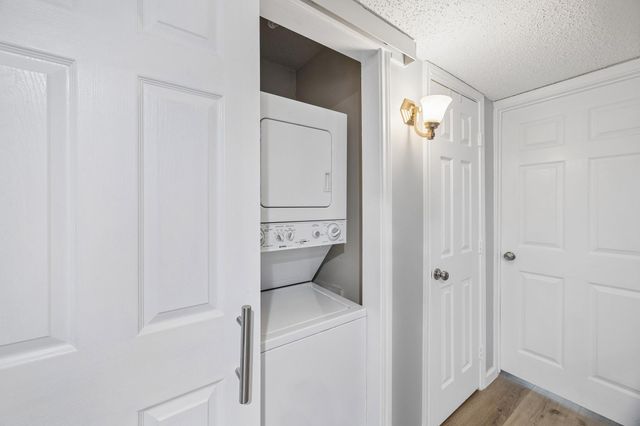 6410 Del Monte Drive 6, Houston, TX 77057