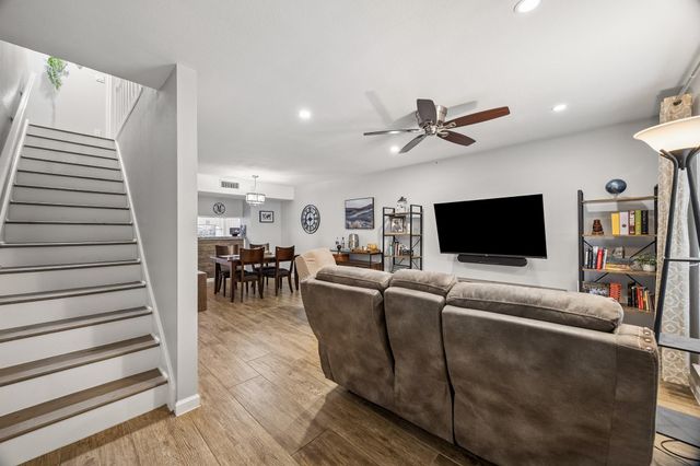 6410 Del Monte Drive 6, Houston, TX 77057